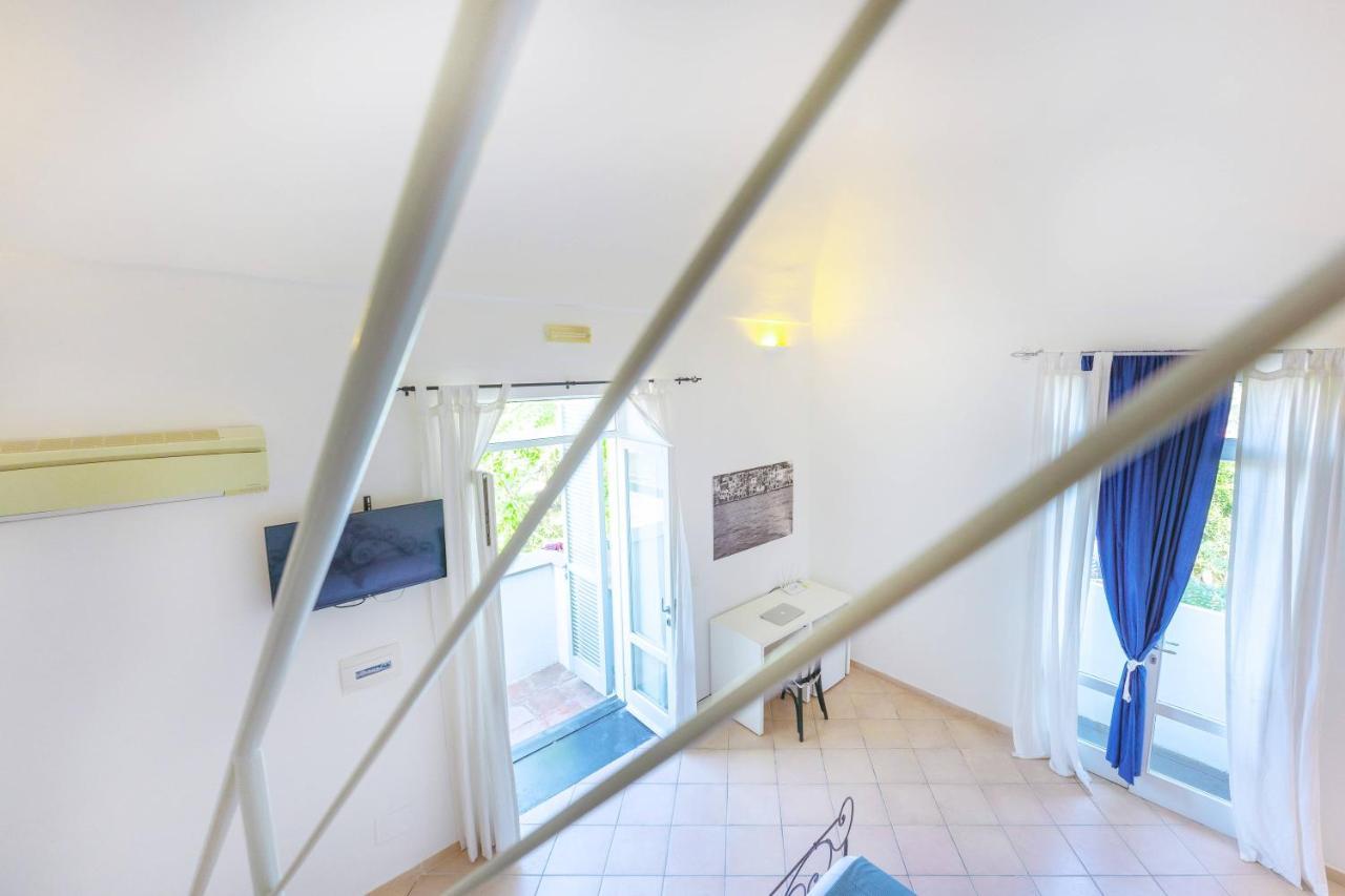 Palazzo Attila - Gioia Apartments Procida Extérieur photo